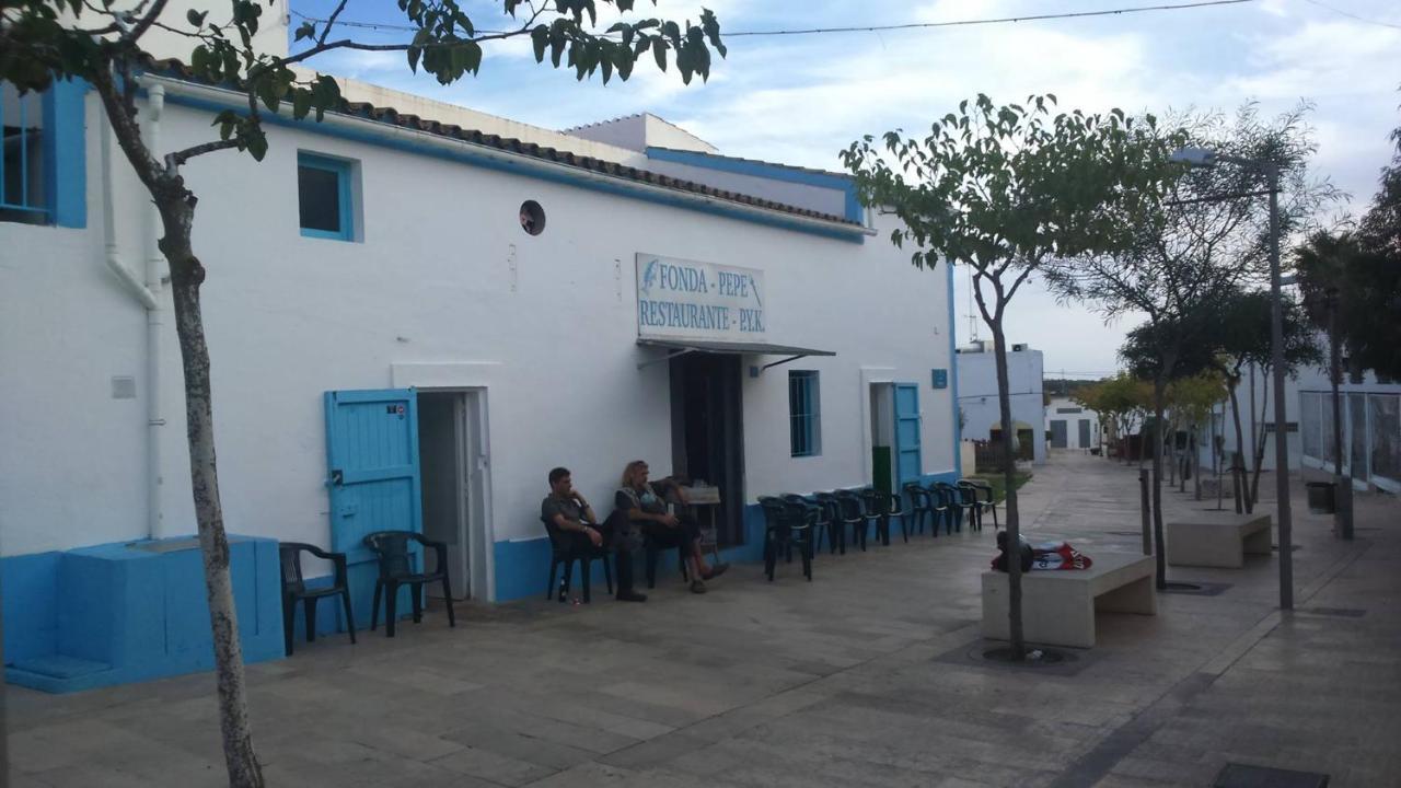 Hostal Pepe Sant Ferran de Ses Roques Bagian luar foto